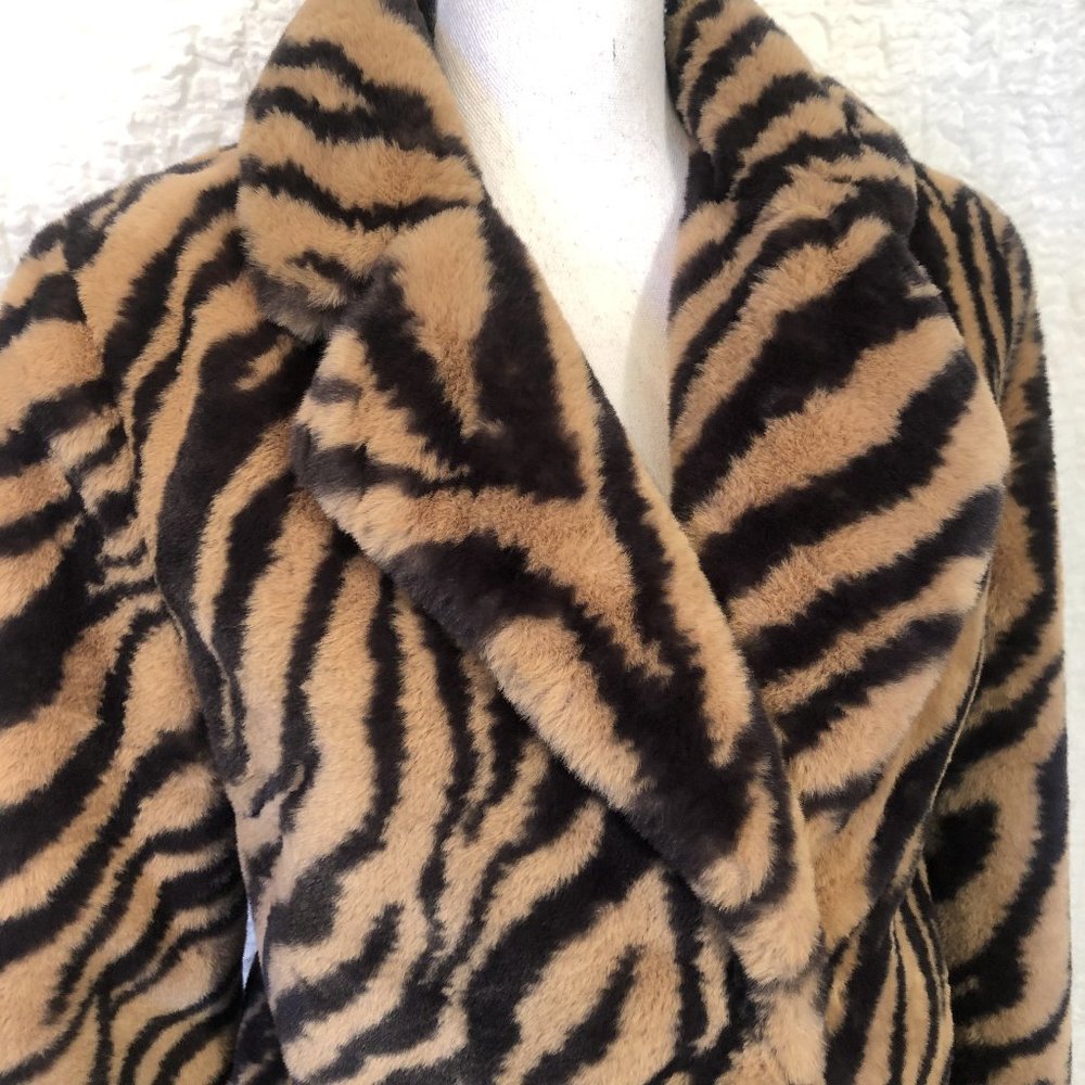 REVOLVE Faux Fur Tiger Stripe Coat in Tan and Black - Picture 4 of 8